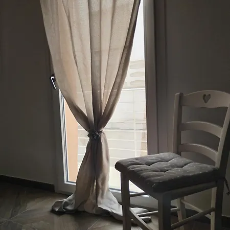 شقة A Casa Di Simo *