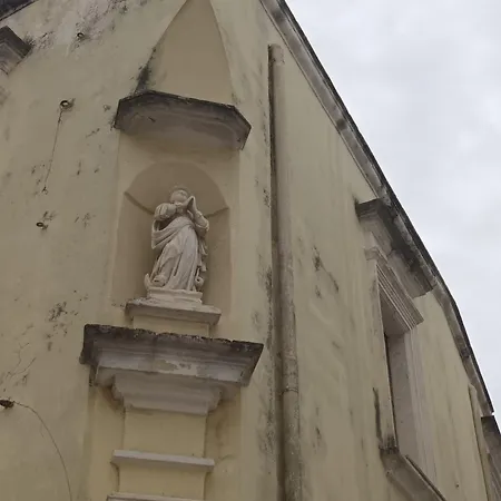 A Casa Di Simo Леверано